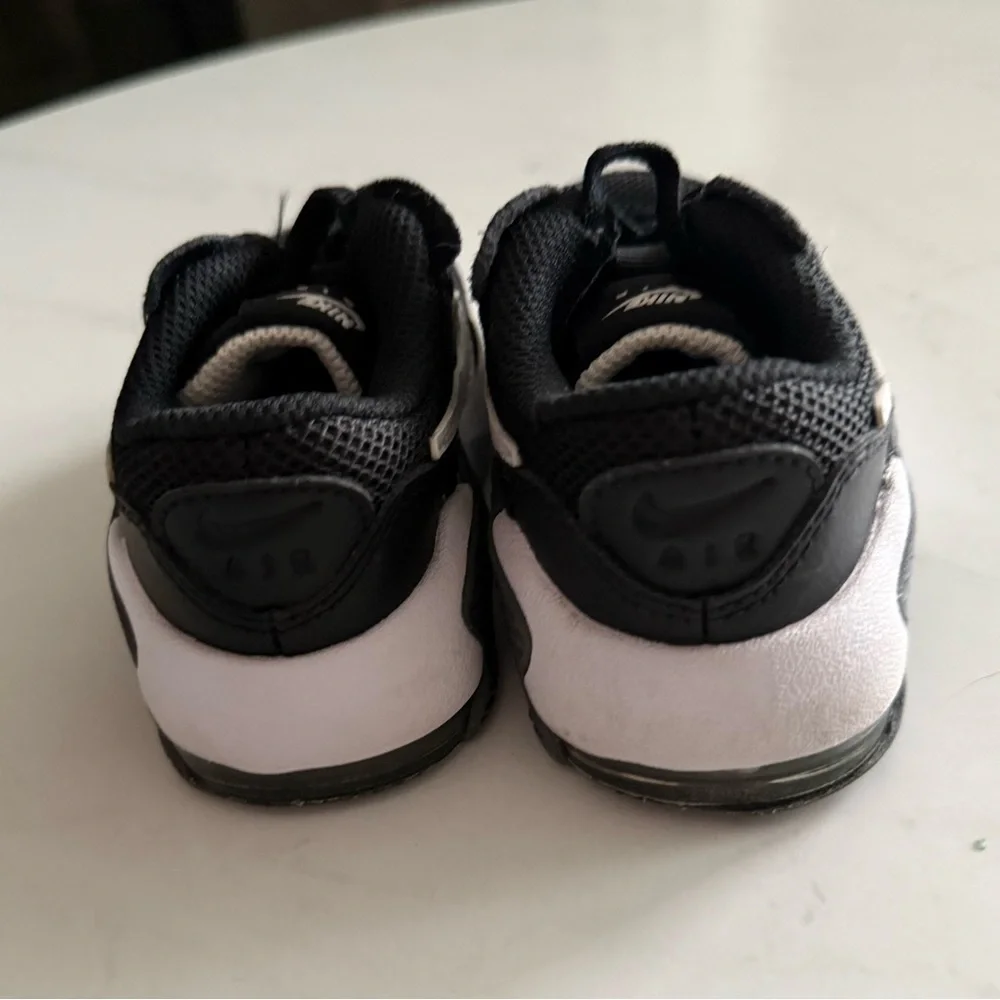 Nike Airmax Emcee Sneakers